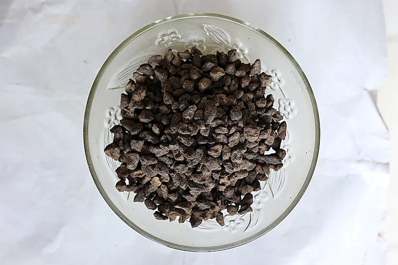Khara Khata Amla – Premium Mukhwas from Shivlal Jeram (Since 1946)