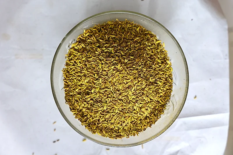 Roasted Saunf – Premium Mukhwas from Shivlal Jeram (Since 1946)